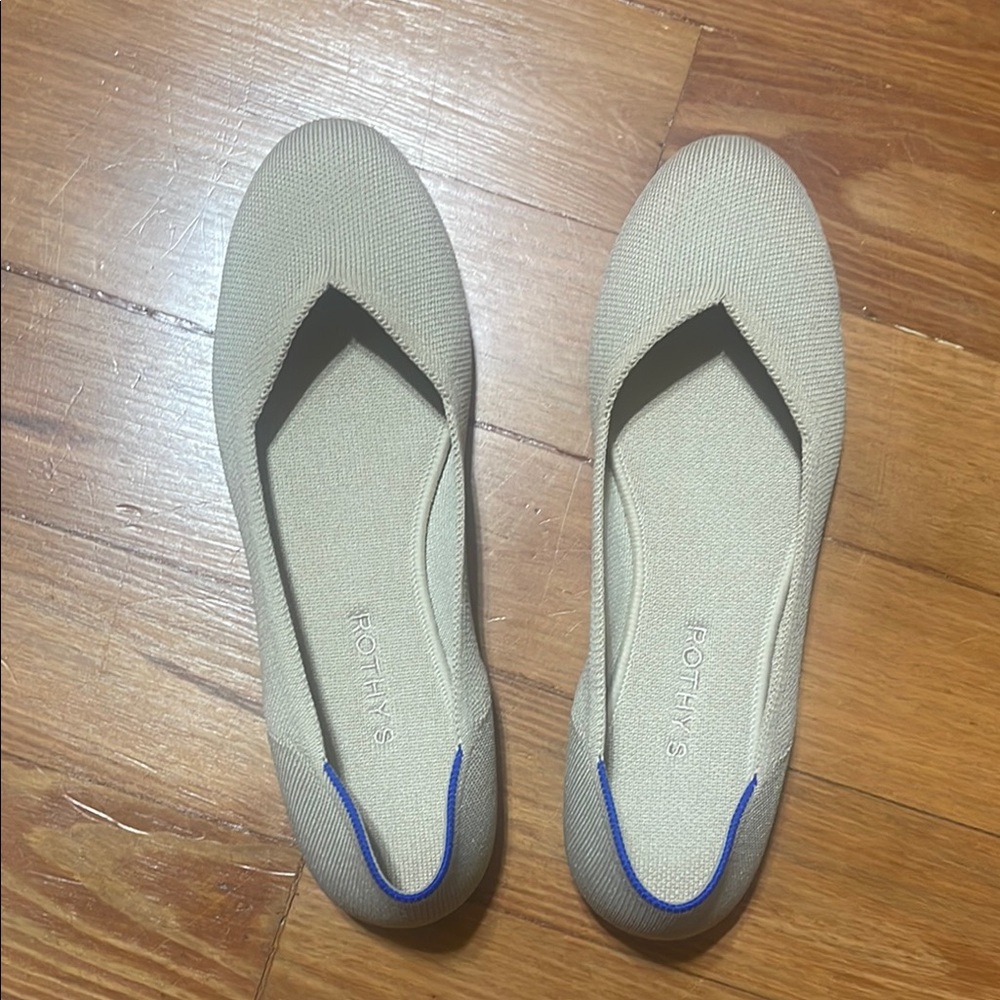 Rothy's size 10 The Flat Nude/Beige